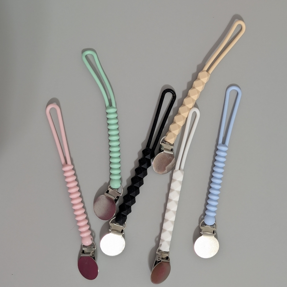 Silicone Pacifier Clips, NWOT lot of 6